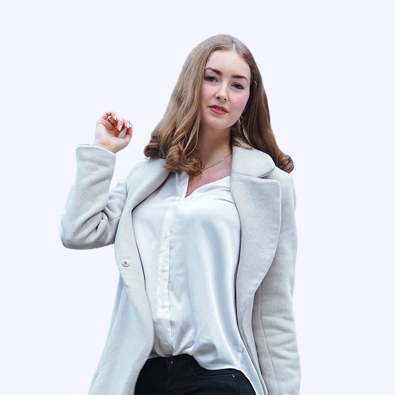 The casual light gray coat jacket is versatile and simple